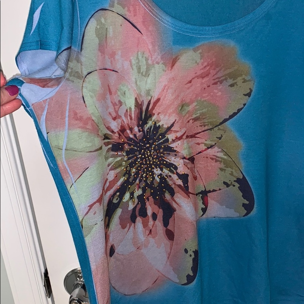 Dressbarn Teal Blue Beaded Scoop Neck Tee Size M - Picture 2 of 6